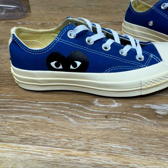 comme de garcon chuck taylor